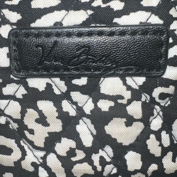 NWT Vera Bradley Mandy Camocat Black White Tote Shoulder Bag Retired Pattern - Picture 4 of 10